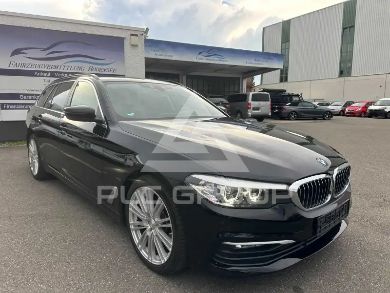 2019 BMW 520