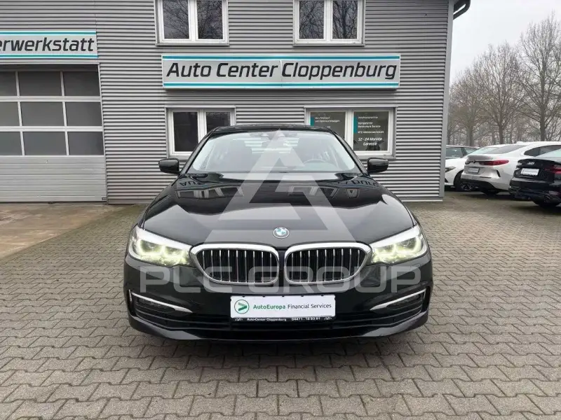 2019 BMW 520
