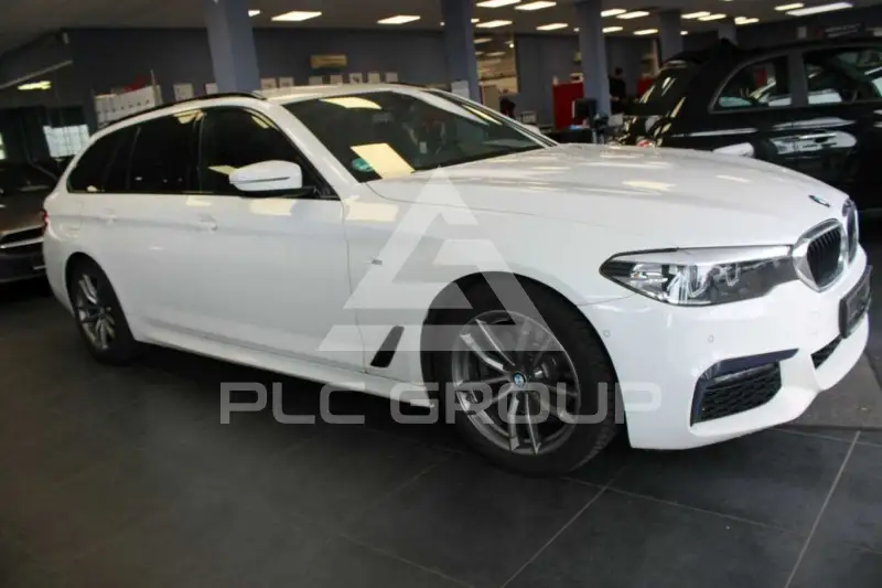 2019 BMW 520