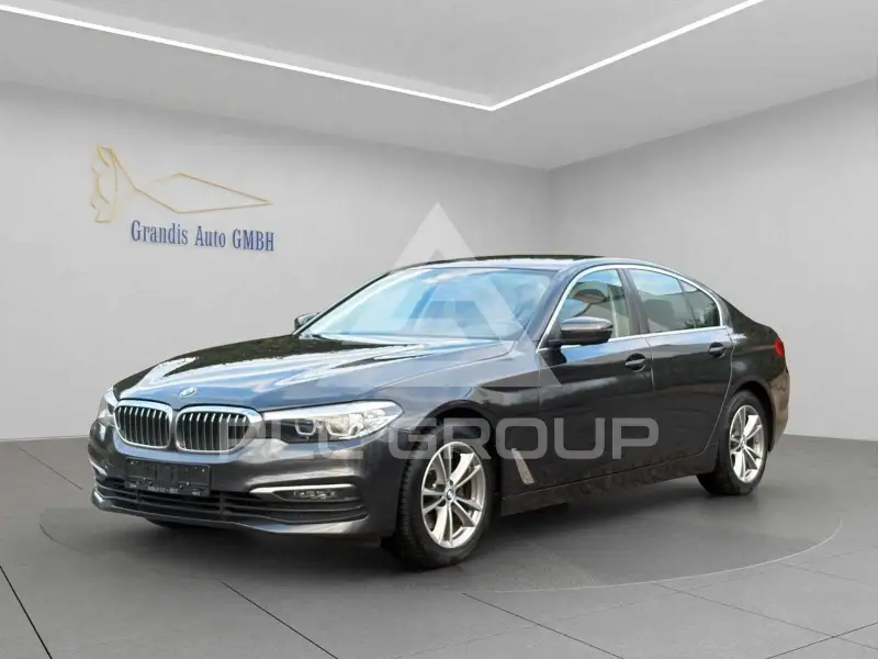 2019 BMW 520