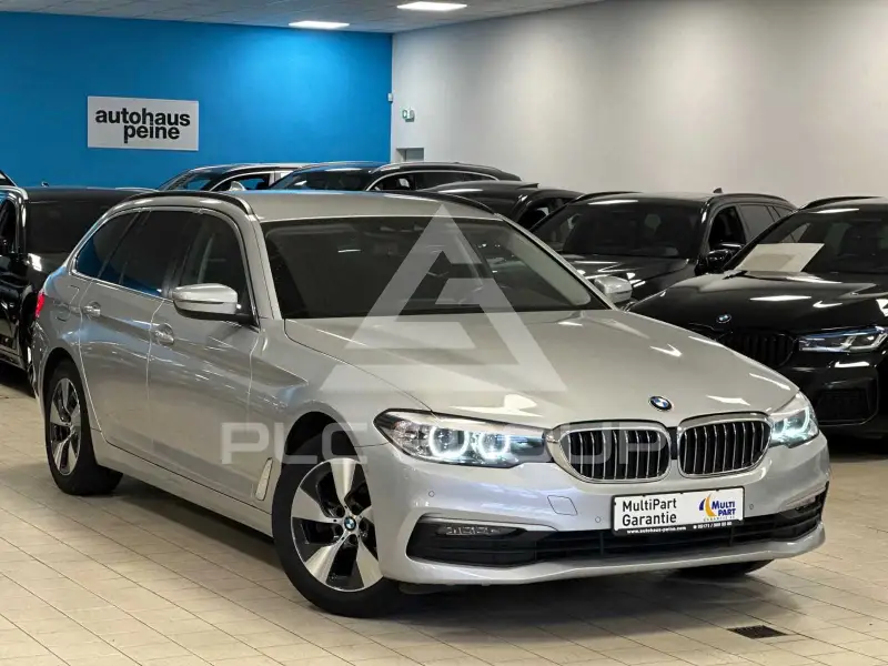 2019 BMW 520