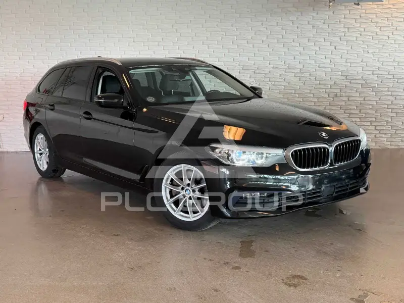 2019 BMW 520