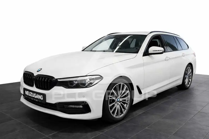 2019 BMW 520