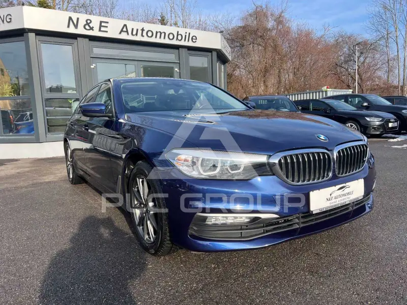 2019 BMW 520