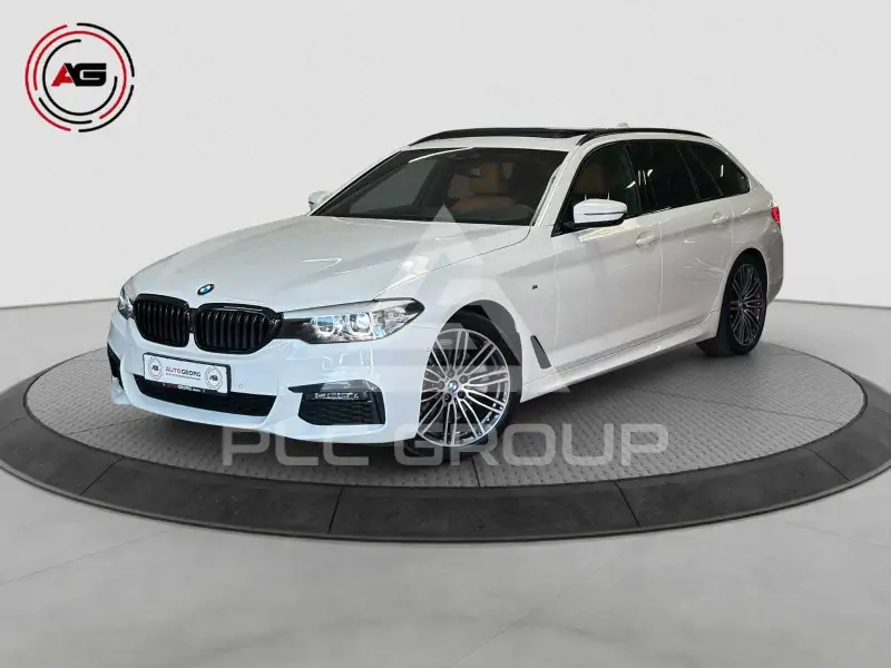 2019 BMW 520