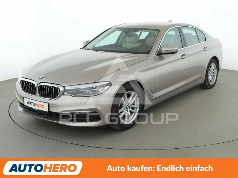 2019 BMW 520