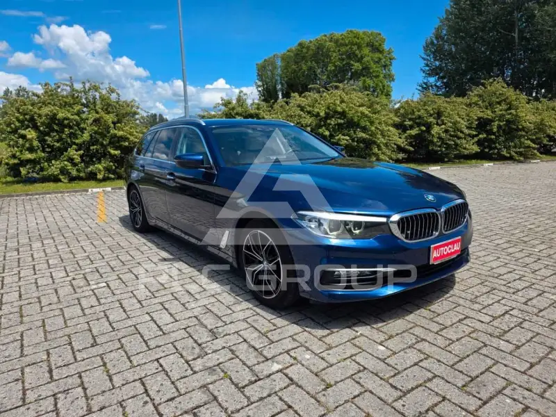 2019 BMW 520