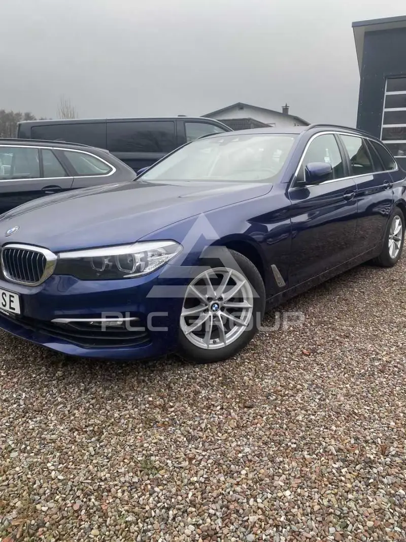 2019 BMW 520
