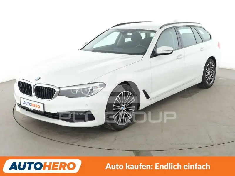 2019 BMW 520