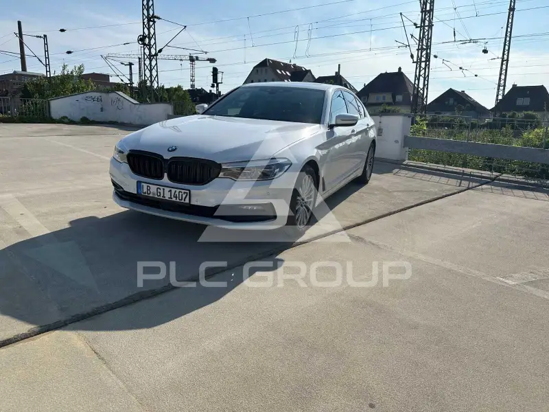 2019 BMW 520