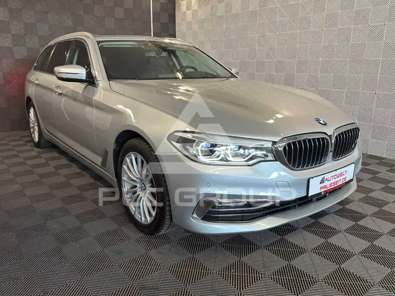 2019 BMW 520