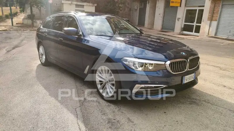 2019 BMW 520