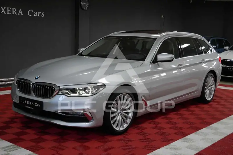 2019 BMW 520