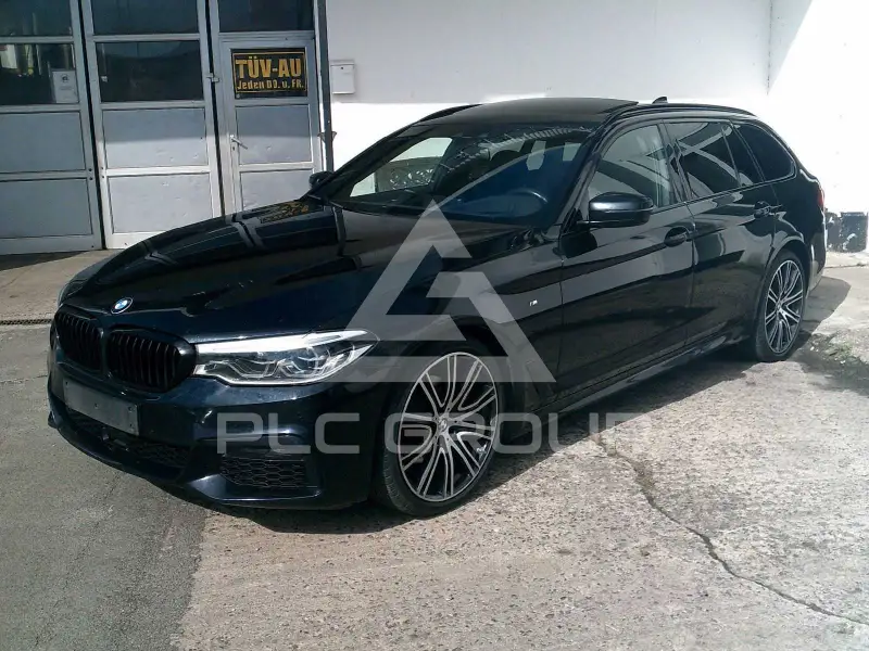 2019 BMW 520