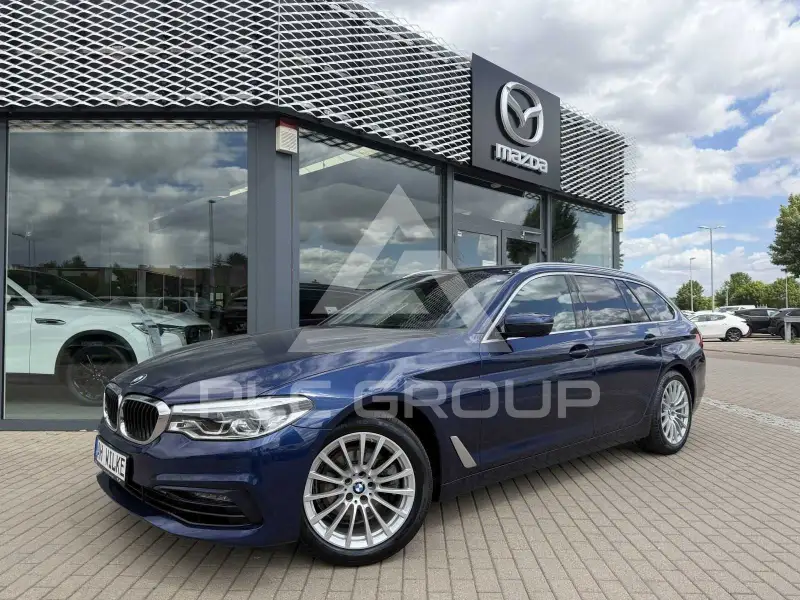 2019 BMW 520