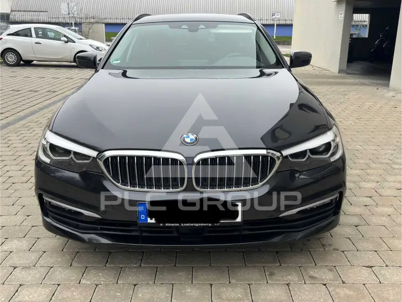 2019 BMW 520