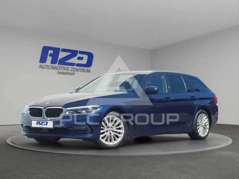 2019 BMW 520