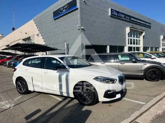 2019 BMW 116