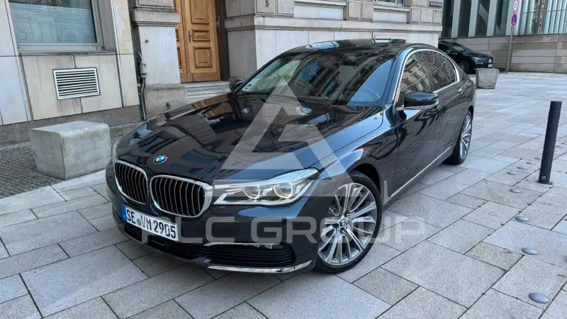 2019 BMW 730