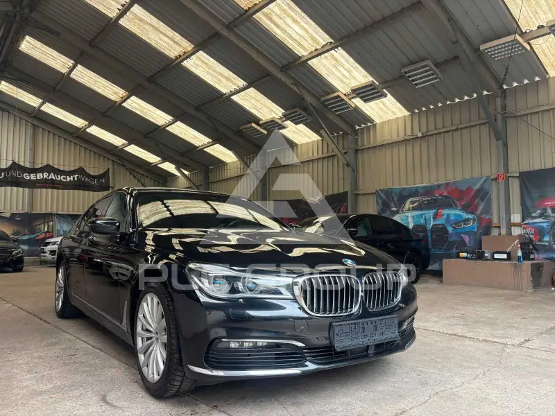 2019 BMW 730