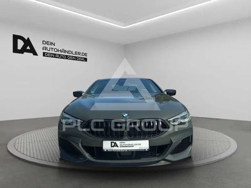 2019 BMW M8