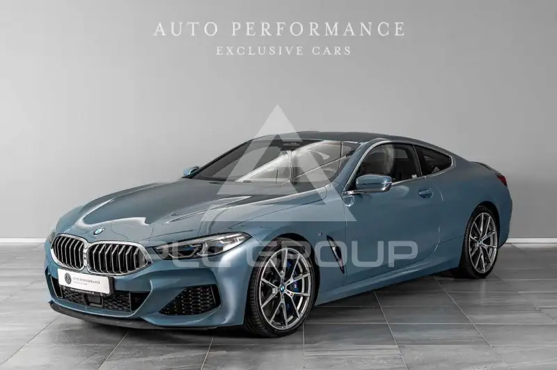 2019 BMW M8