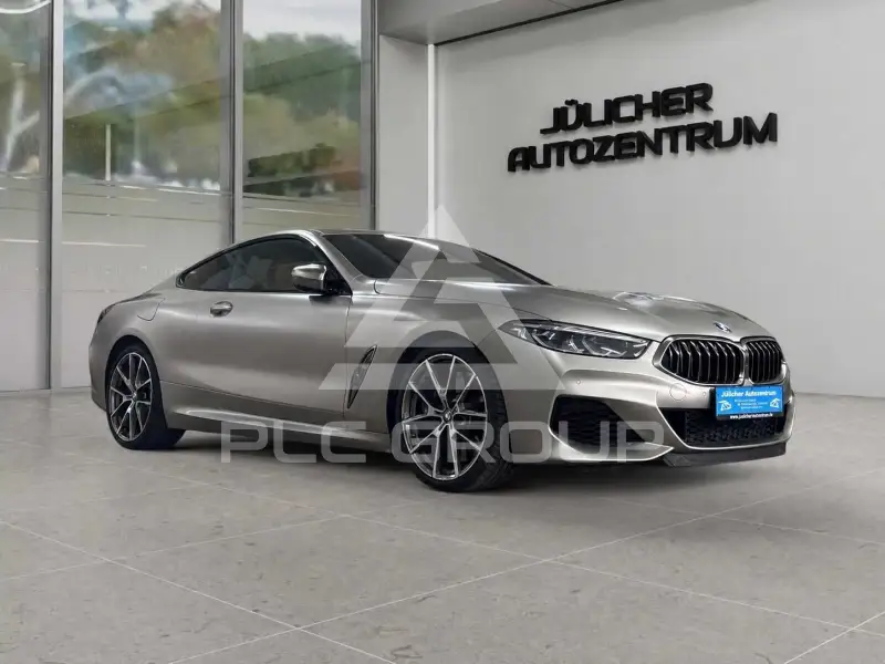 2019 BMW M8