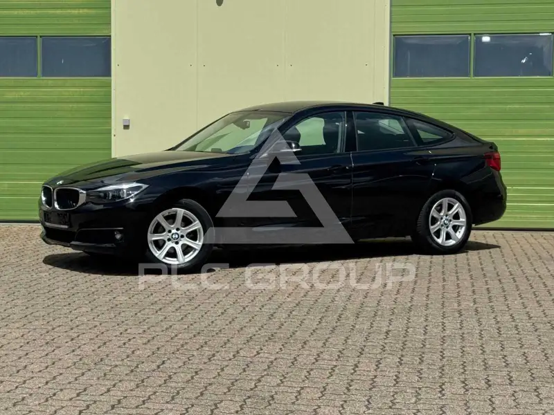 2019 BMW 318