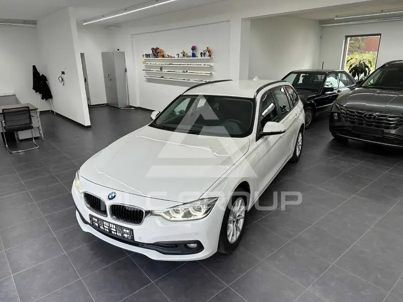 2019 BMW 318