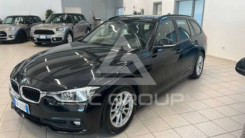 2019 BMW 318