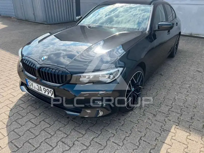 2019 BMW 318