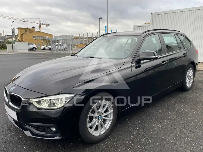 2019 BMW 318