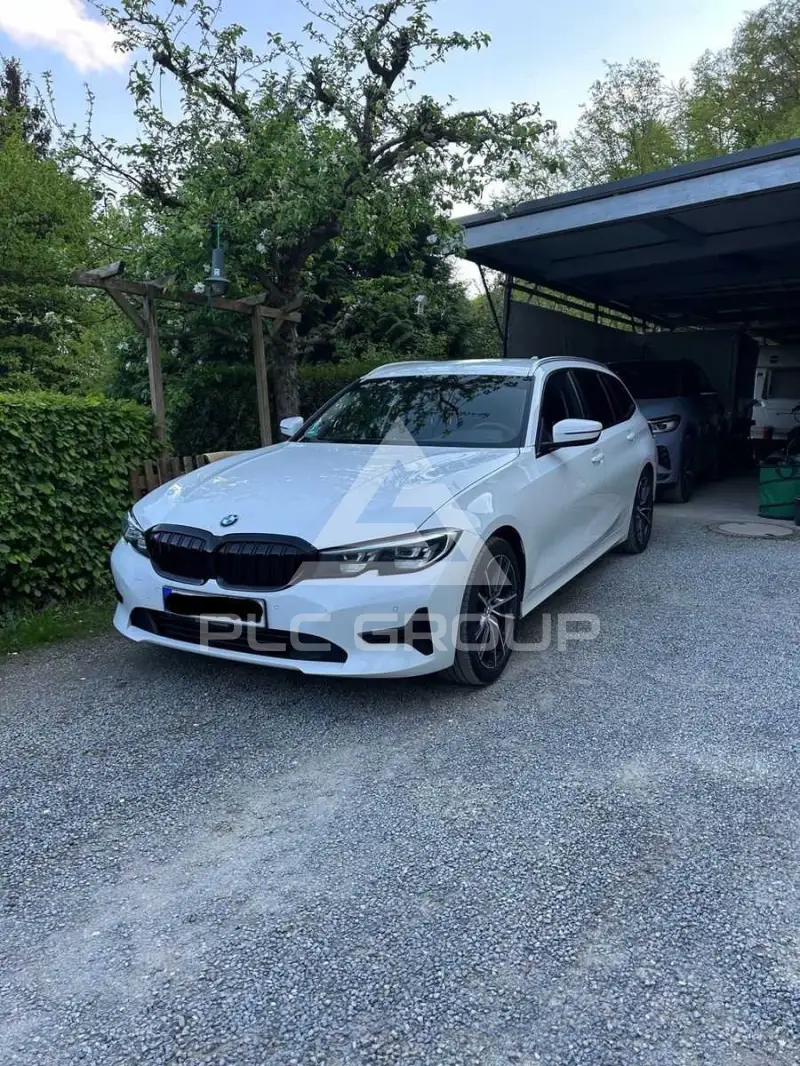 2019 BMW 318