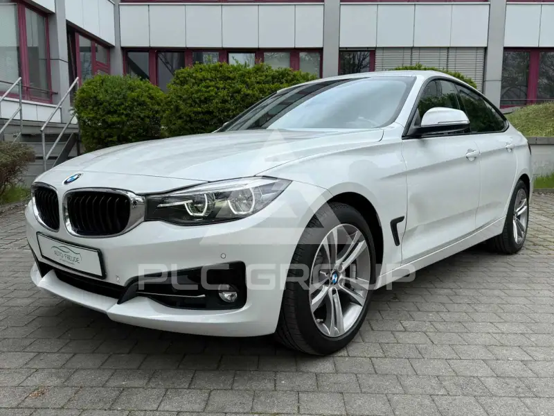 2019 BMW 320