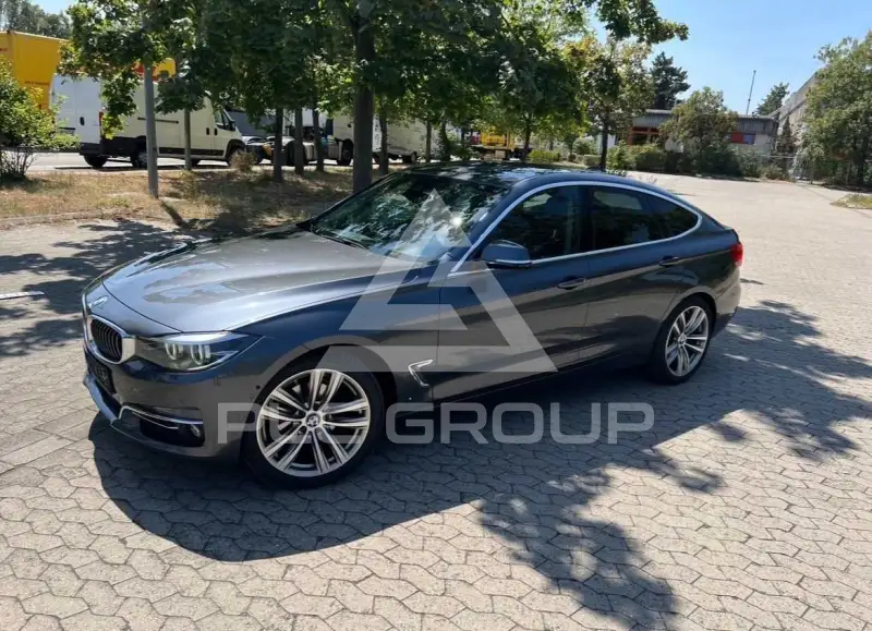 2019 BMW 320