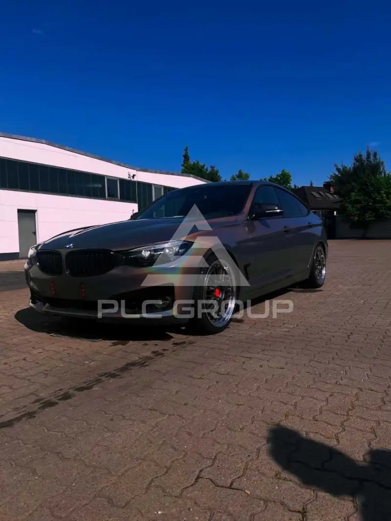 2019 BMW 320