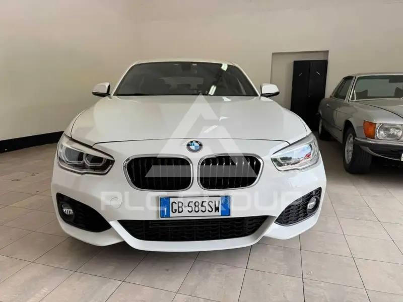 2019 BMW 118