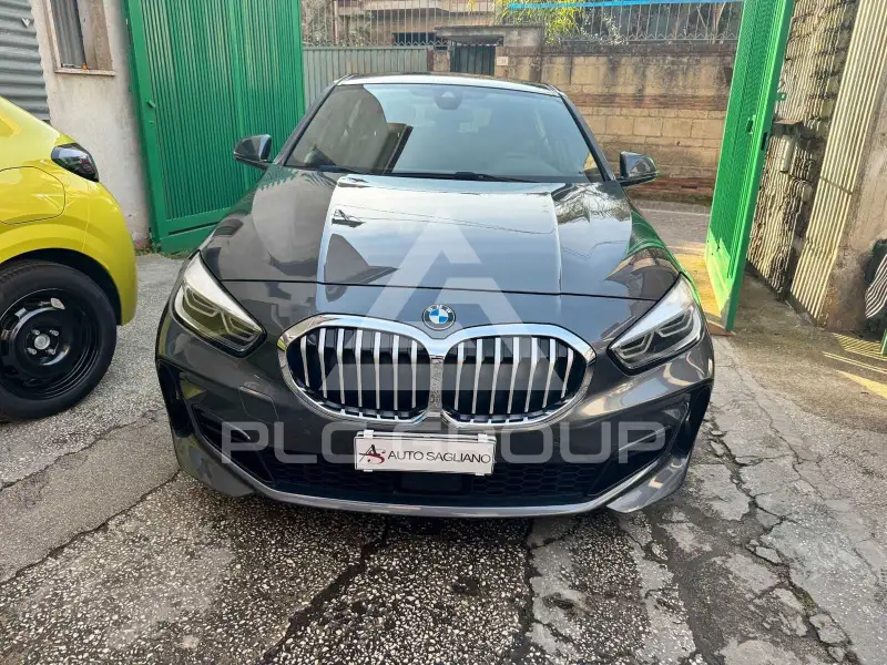 2019 BMW 118