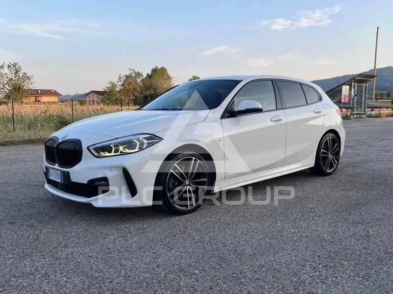 2019 BMW 118