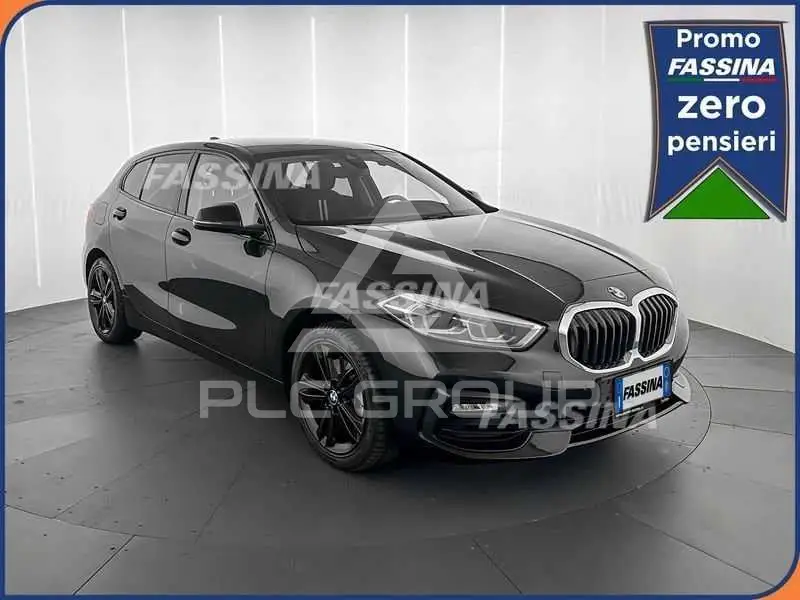 2019 BMW 118