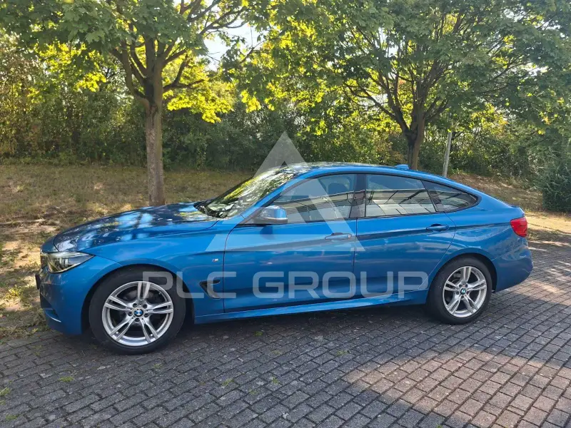 2019 BMW 318
