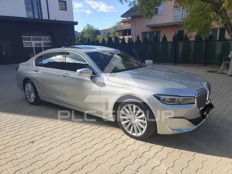 2019 BMW 745