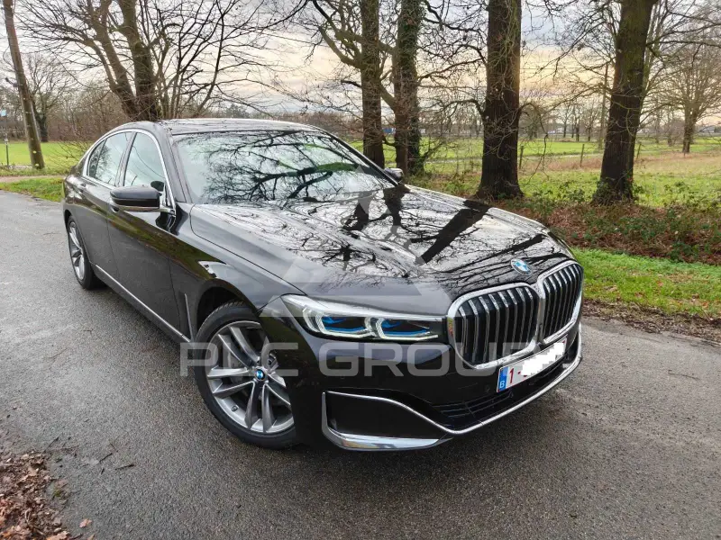 2019 BMW 745