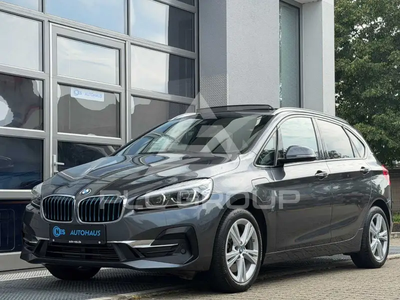 2019 BMW 225