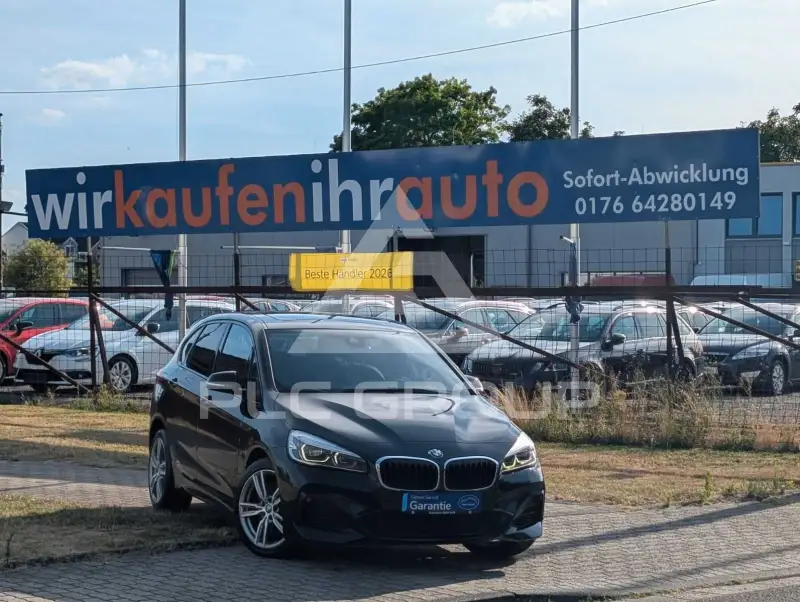 2019 BMW 225