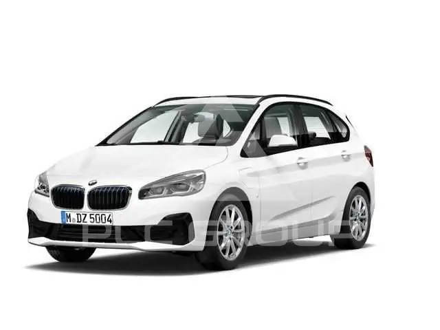 2019 BMW 225