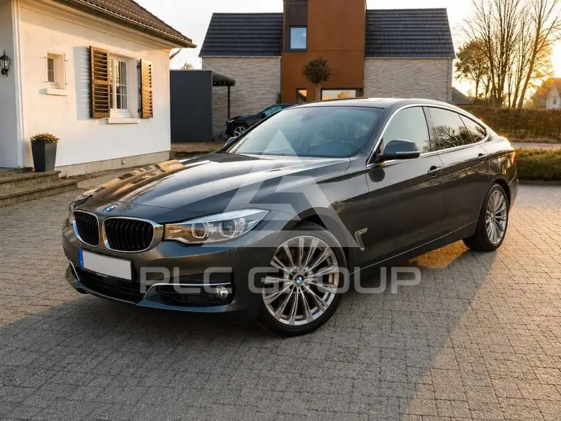 2019 BMW 330