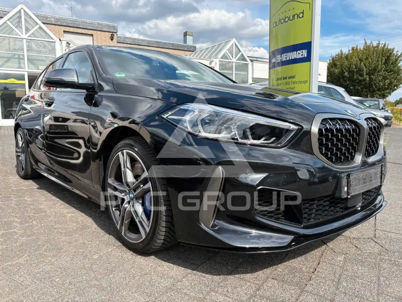 2019 BMW M1