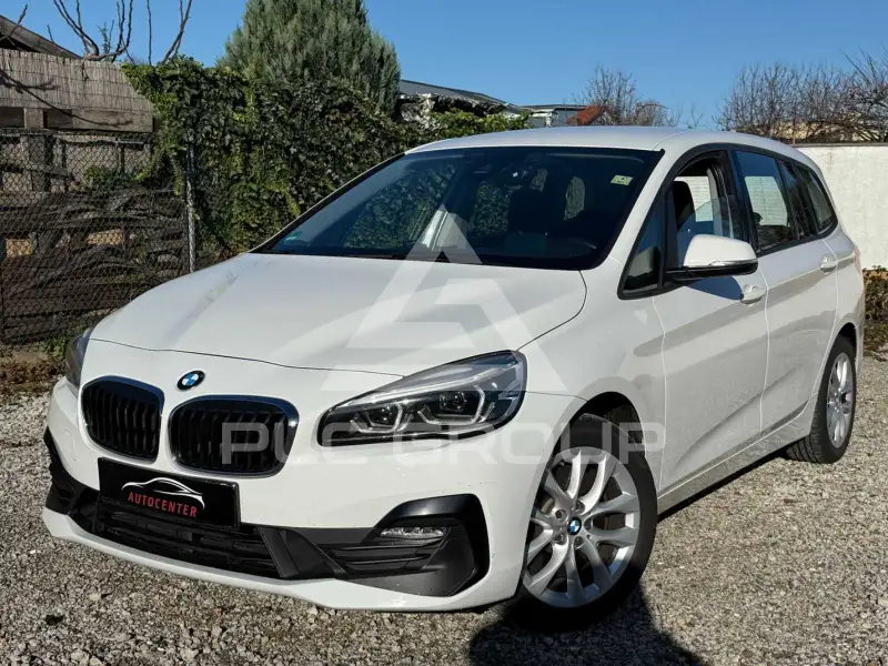 2019 BMW 220