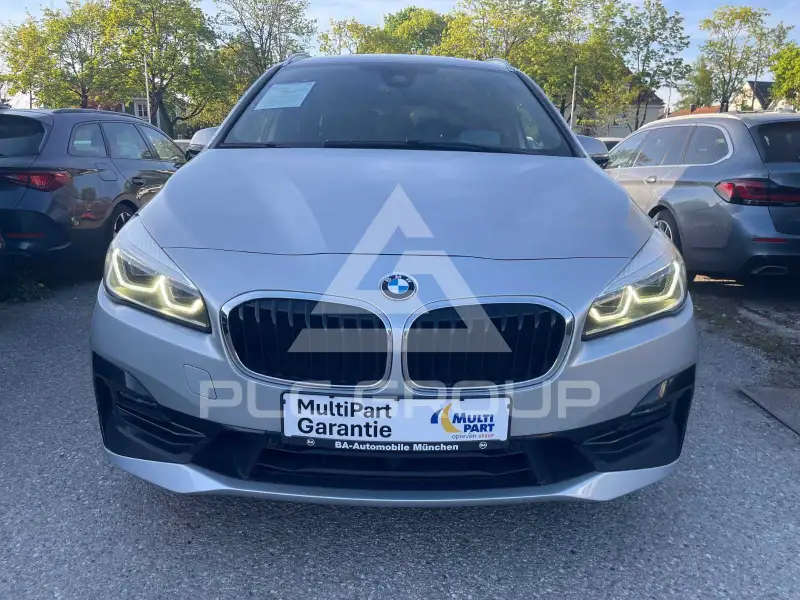 2019 BMW 220